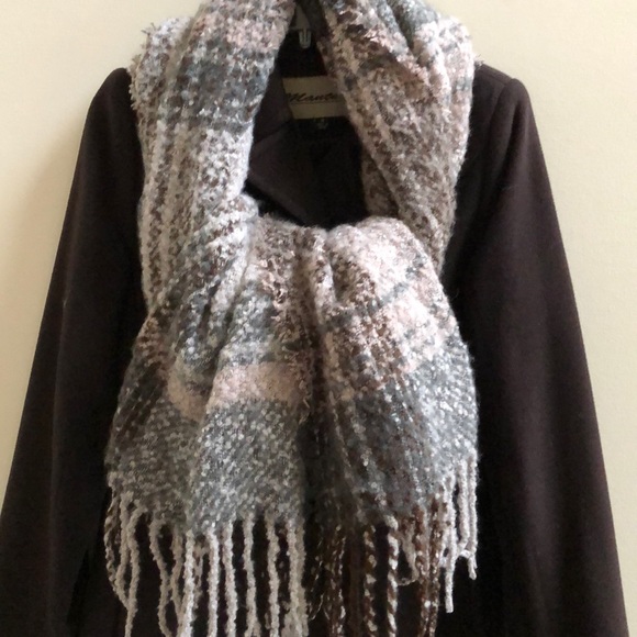 Waverly blanket scarf in neutrals brown & cream - Picture 5 of 13